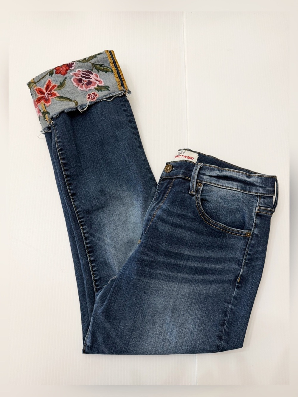 Driftwood Colette Floral Embroidered Jeans - 31